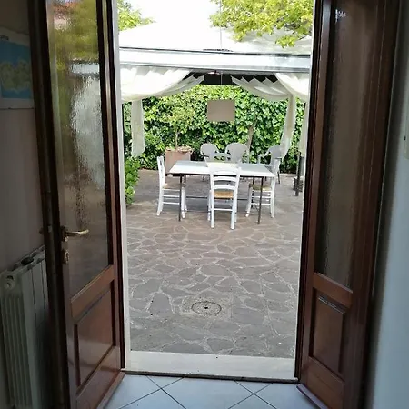 Holiday home 2 *